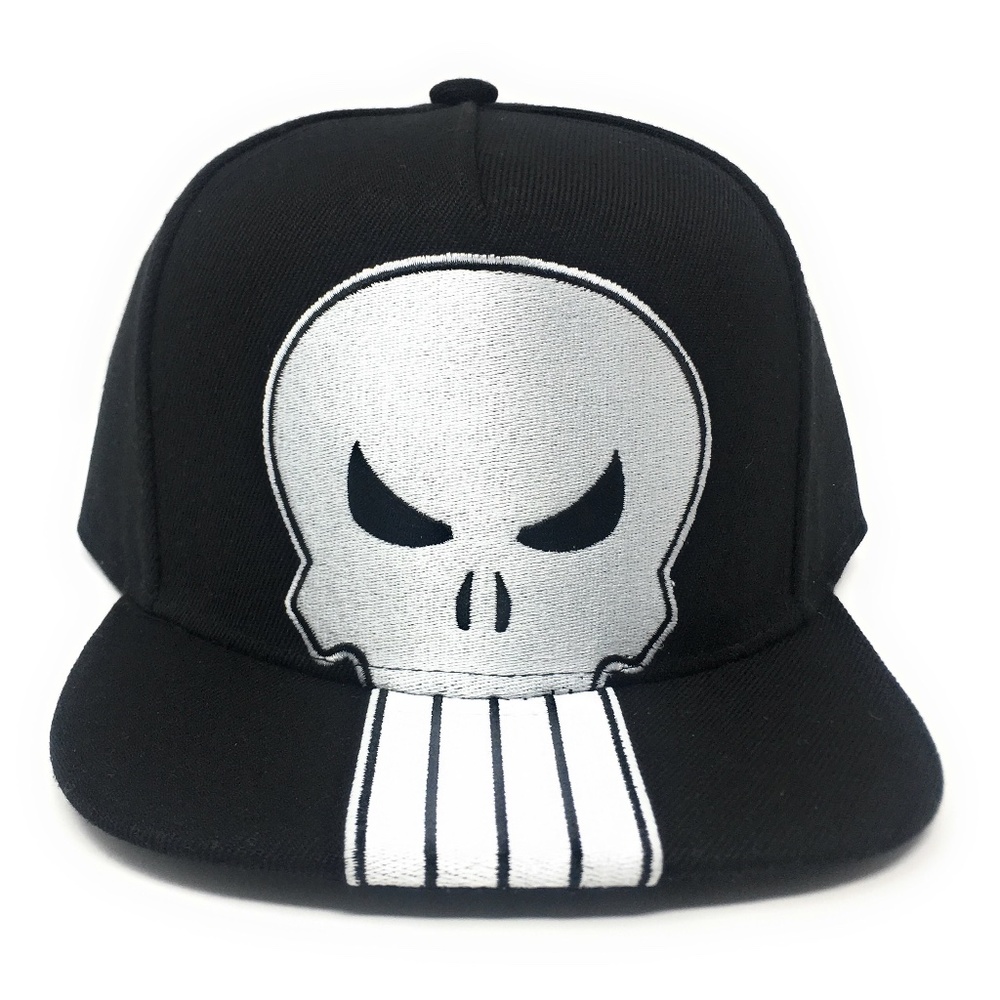 Punisher - Logo on Poly Faux Wool White/Black Snapback